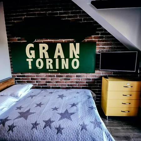 Jantarvia Car Museum , Pasja I Wypoczynek Z Klimatem 3* Jantar