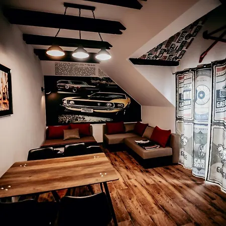 Guest house Jantarvia Car Museum , Pasja I Wypoczynek Z Klimatem Jantar