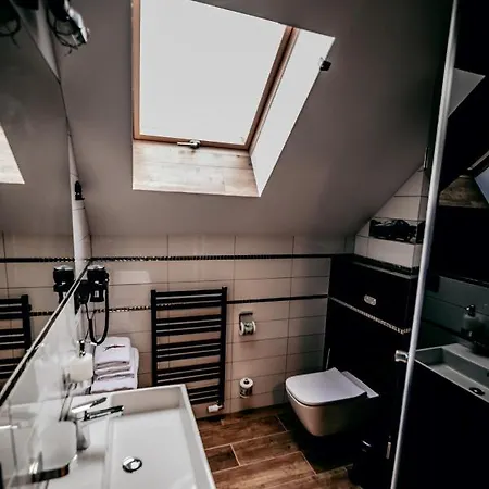 Pensionat Jantarvia Car Museum , Pasja I Wypoczynek Z Klimatem 3*