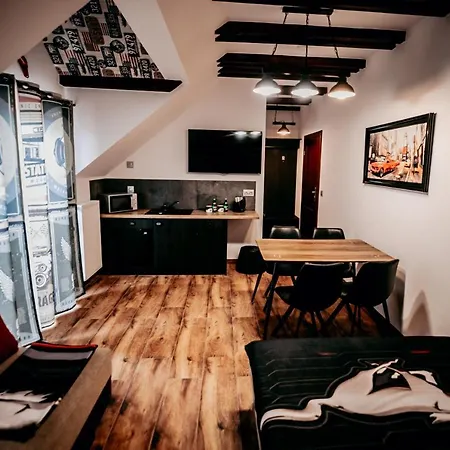 Jantarvia Car Museum , Pasja I Wypoczynek Z Klimatem Jantar