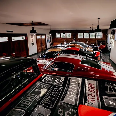 Jantarvia Car Museum , Pasja I Wypoczynek Z Klimatem Jantar