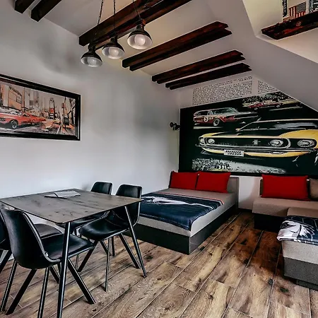 Jantarvia Car Museum , Pasja I Wypoczynek Z Klimatem Guest house Jantar
