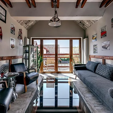 Jantarvia Car Museum , Pasja I Wypoczynek Z Klimatem 3*