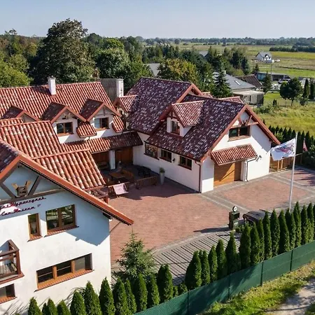 Jantarvia Car Museum , Pasja I Wypoczynek Z Klimatem