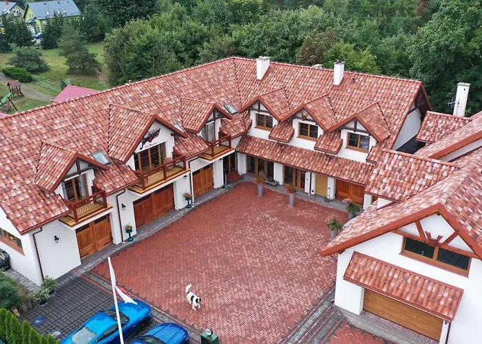 Pensjonat Jantarvia Car Museum , Pasja I Wypoczynek Miejsce Z Klimatem Jantar