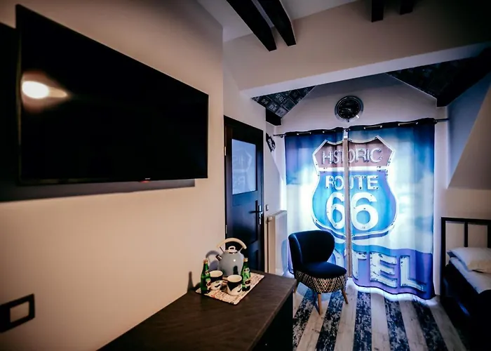 Jantarvia Car Museum , Pasja I Wypoczynek Miejsce Z Klimatem 3*