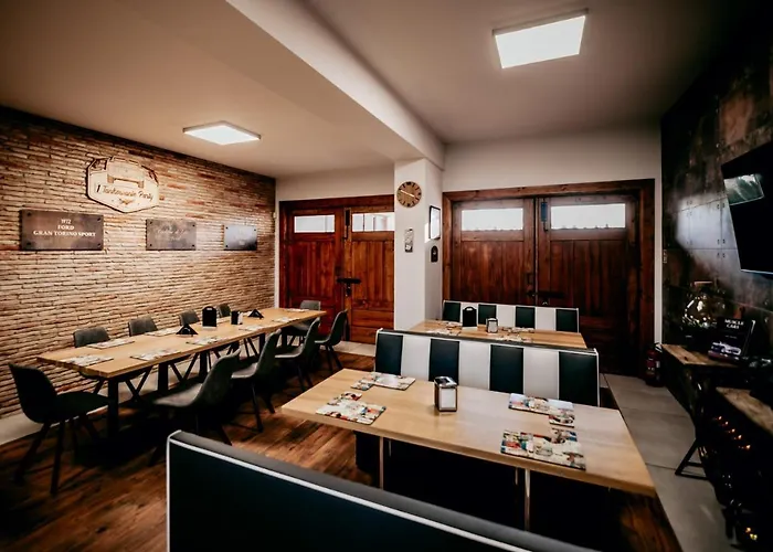 Jantarvia Car Museum , Pasja I Wypoczynek Z Klimatem