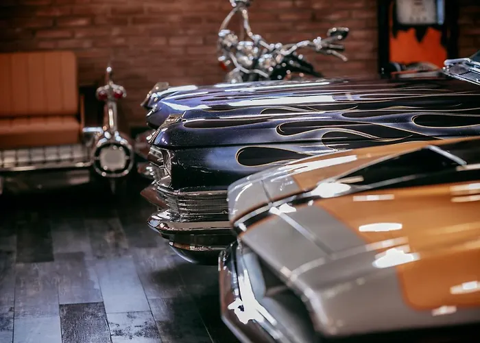 Jantarvia Car Museum , Pasja I Wypoczynek Miejsce Z Klimatem Pensjonat Jantar