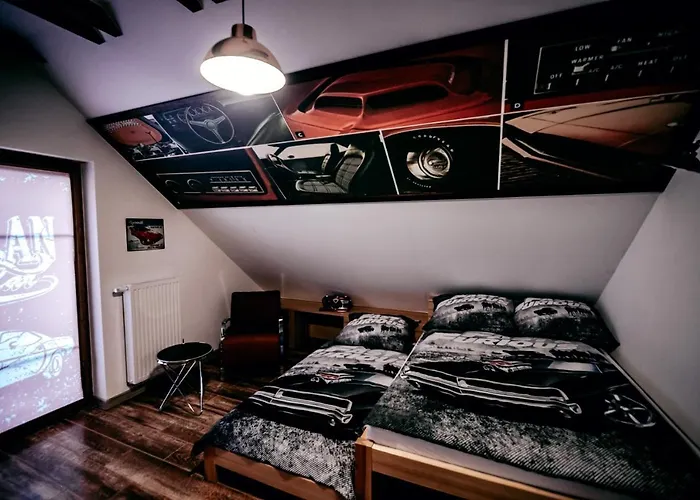 Jantarvia Car Museum , Pasja I Wypoczynek Miejsce Z Klimatem Pensjonat 3*