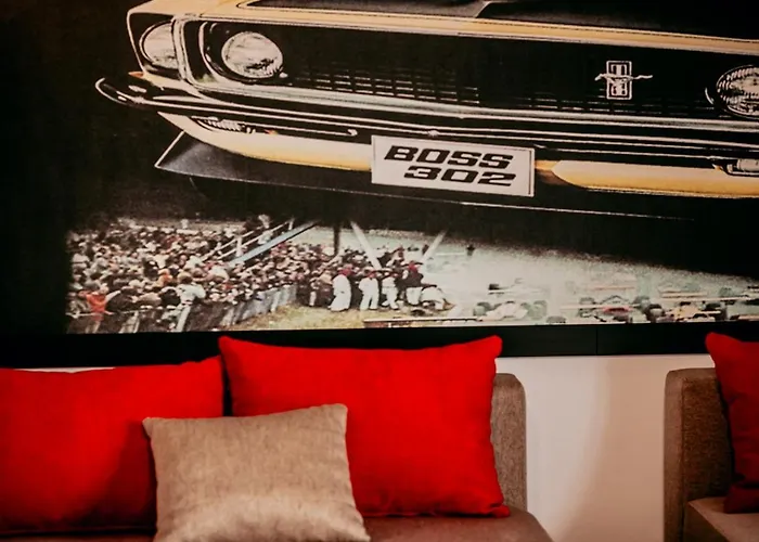 Jantarvia Car Museum , Pasja I Wypoczynek Miejsce Z Klimatem Jantar