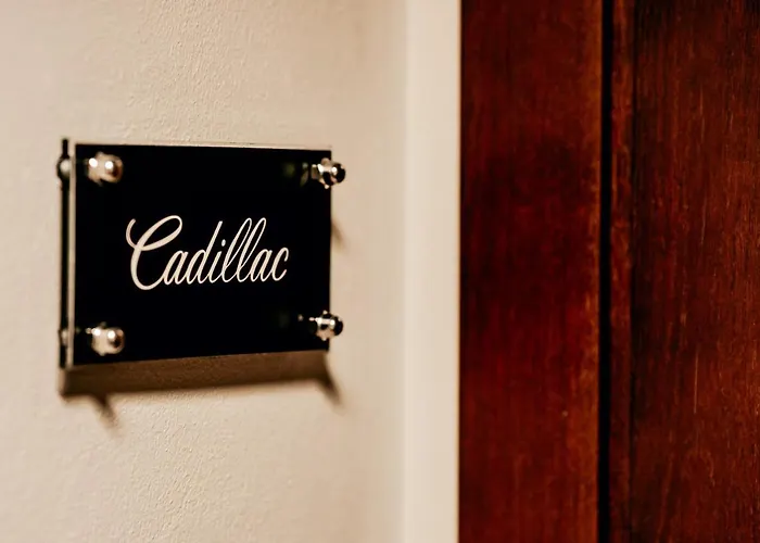 Гостевой дом Jantarvia Car Museum , Pasja I Wypoczynek Z Klimatem Янтар