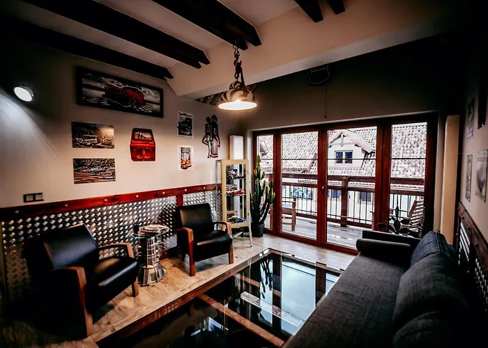 Pensjonat Jantarvia Car Museum , Pasja I Wypoczynek Miejsce Z Klimatem 3*