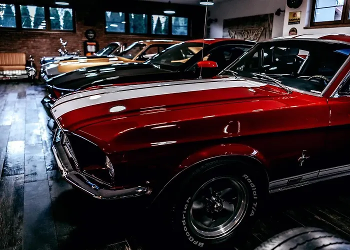 Jantarvia Car Museum , Pasja I Wypoczynek Miejsce Z Klimatem