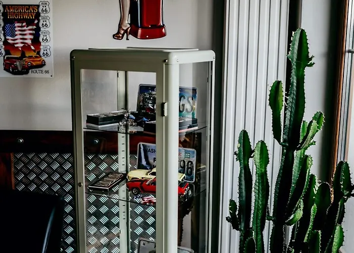 Jantarvia Car Museum , Pasja I Wypoczynek Z Klimatem Гостевой дом Янтар